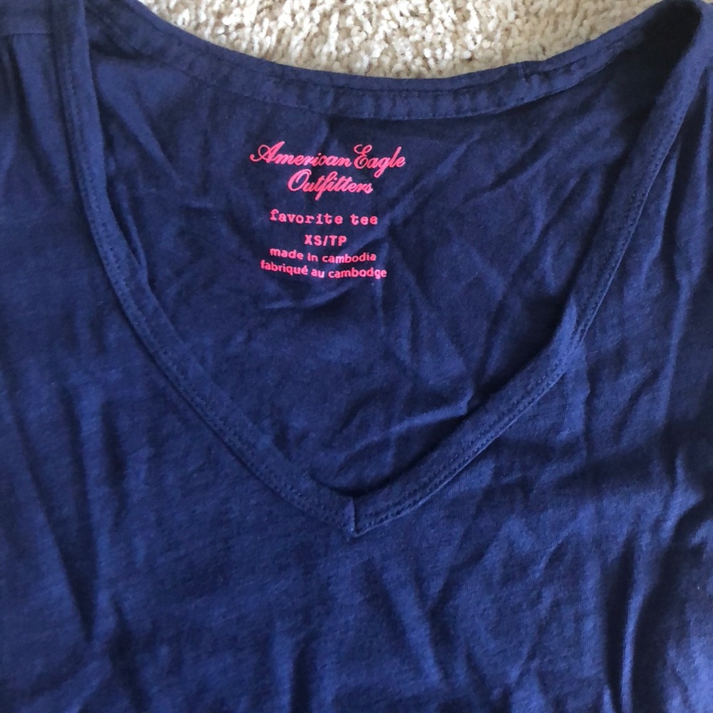 V-Neck Top - Picture 2 of 2